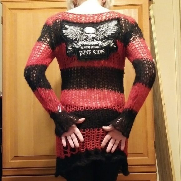 PUNK Rock loose knit sweater. - Picture 2 of 3